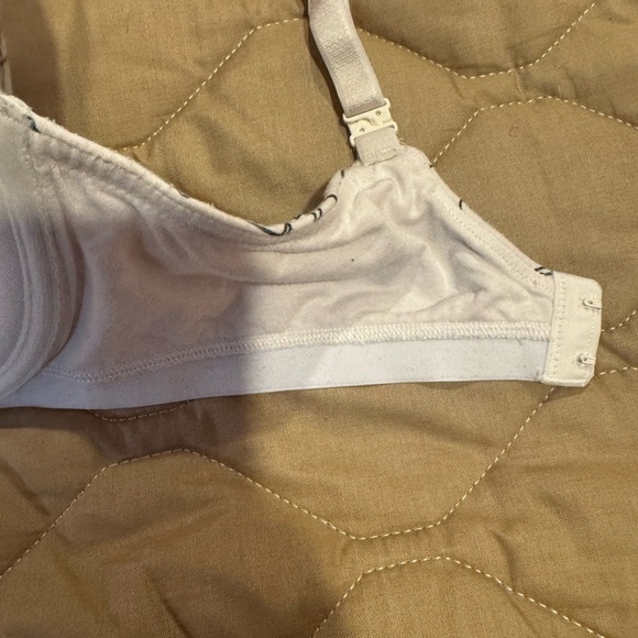 Victoria's Secret 36DD Heart Script T-shirt Demi Bra Logo Multi-way Underwire - Picture 8 of 13